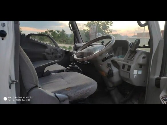 2006 Toyota Dyna, белый, 1500000 рублей - вид 1