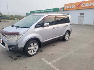 2008 Mitsubishi Delica D:5 I, серебристый, 2000000 рублей, вид 3