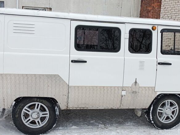 2013 УАЗ 3909, белый, 750000 рублей - вид 22