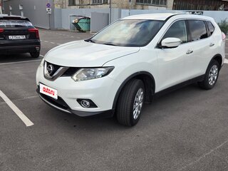 2017 Nissan X-Trail III Рестайлинг, белый, 1850000 рублей, вид 3