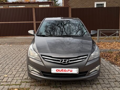 2015 Hyundai Solaris I Рестайлинг, серый, 850000 рублей, вид 1