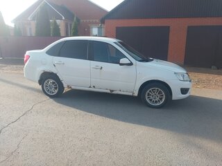 2013 Lada (ВАЗ) Granta I, белый, 350000 рублей, вид 3