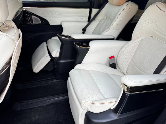 2023 GAC M8, чёрный, 3990000 рублей - вид 24