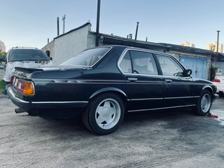 1986 BMW 7 серии 733i 5-speed I (E23), чёрный, 2000000 рублей, вид 4