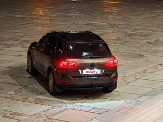 2011 Volkswagen Touareg II, коричневый, 1950000 рублей, вид 4