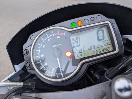 2015 Suzuki GSR 750, белый, 500000 рублей, вид 4
