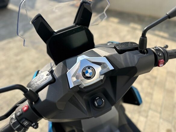 2020 BMW C 400 X, синий, 650000 рублей - вид 4