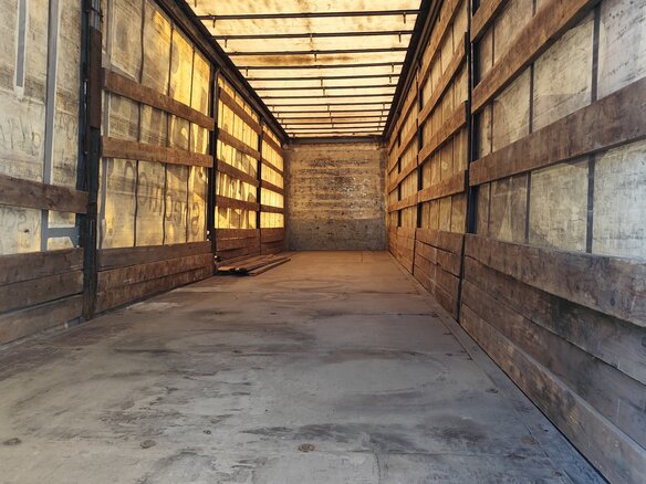 2004 Schmitz Cargobull SPR, белый, 1500000 рублей - вид 8
