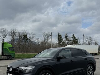 2019 Audi Q8 55 TFSI I (4M), чёрный, 6550000 рублей, вид 3