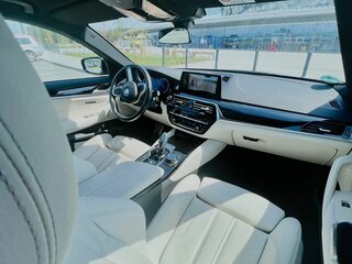 2018 BMW 5 серии 530i VII (G30/G31/G38), чёрный, 4150000 рублей, вид 5