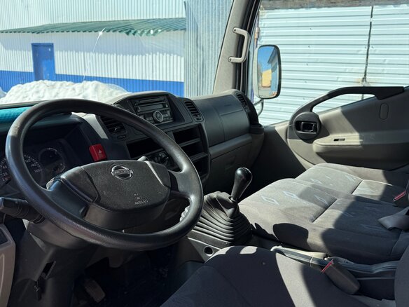 2013 Nissan Cabstar, серебристый, 2200000 рублей - вид 9