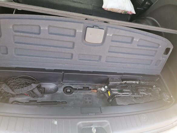 2011 Hyundai Santa Fe II Рестайлинг, белый, 1399000 рублей - вид 13