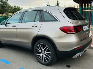 2020 Mercedes-Benz GLC 300 de I (X253) Рестайлинг, серебристый, 4555000 рублей, вид 5