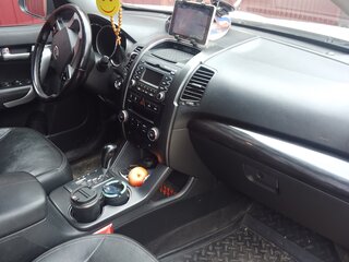 2010 Kia Sorento II, бежевый, 1250000 рублей, вид 2