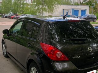 2011 Nissan Tiida I Рестайлинг, коричневый, 660000 рублей, вид 4