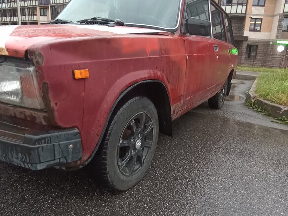 2005 Lada (ВАЗ) 2104 21047, красный - вид 9