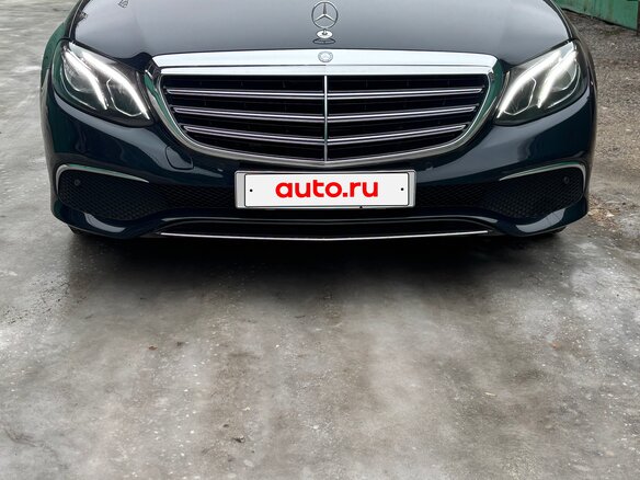 2016 Mercedes-Benz E-Класс 200 V (W213, S213, C238), зелёный, 3500000 рублей - вид 1