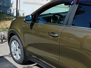 2018 Kia Sportage IV Рестайлинг, зелёный, 2100000 рублей, вид 3