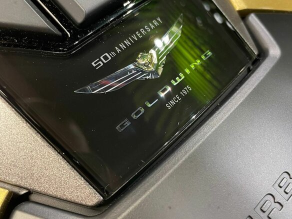 2025 Honda GL 1800 Gold Wing, золотистый, 4750000 рублей - вид 9