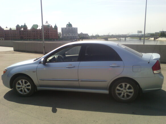2008 Kia Cerato I Рестайлинг, серебристый, 580000 рублей - вид 3