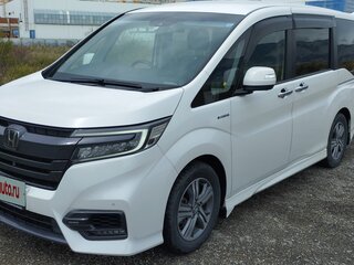 2018 Honda Stepwgn Spada V Рестайлинг, белый, 3000000 рублей, вид 1