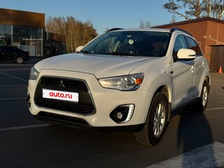 2014 Mitsubishi ASX I Рестайлинг, белый, 900000 рублей, вид 2