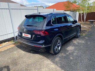 2018 Volkswagen Tiguan II, чёрный, 2550000 рублей, вид 5