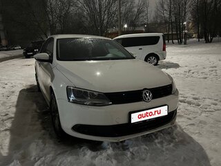 2013 Volkswagen Jetta VI, белый, 750000 рублей, вид 3
