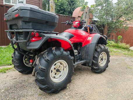 2008 Honda TRX 680 (Rincon), красный, 900000 рублей, вид 5