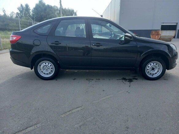 2026 Lada (ВАЗ) Granta I Рестайлинг, чёрный - вид 6