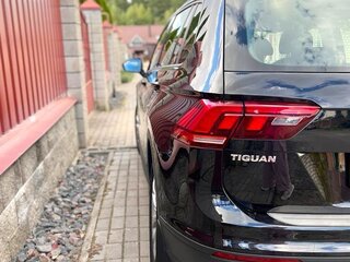 2019 Volkswagen Tiguan II, чёрный, 2500000 рублей, вид 5