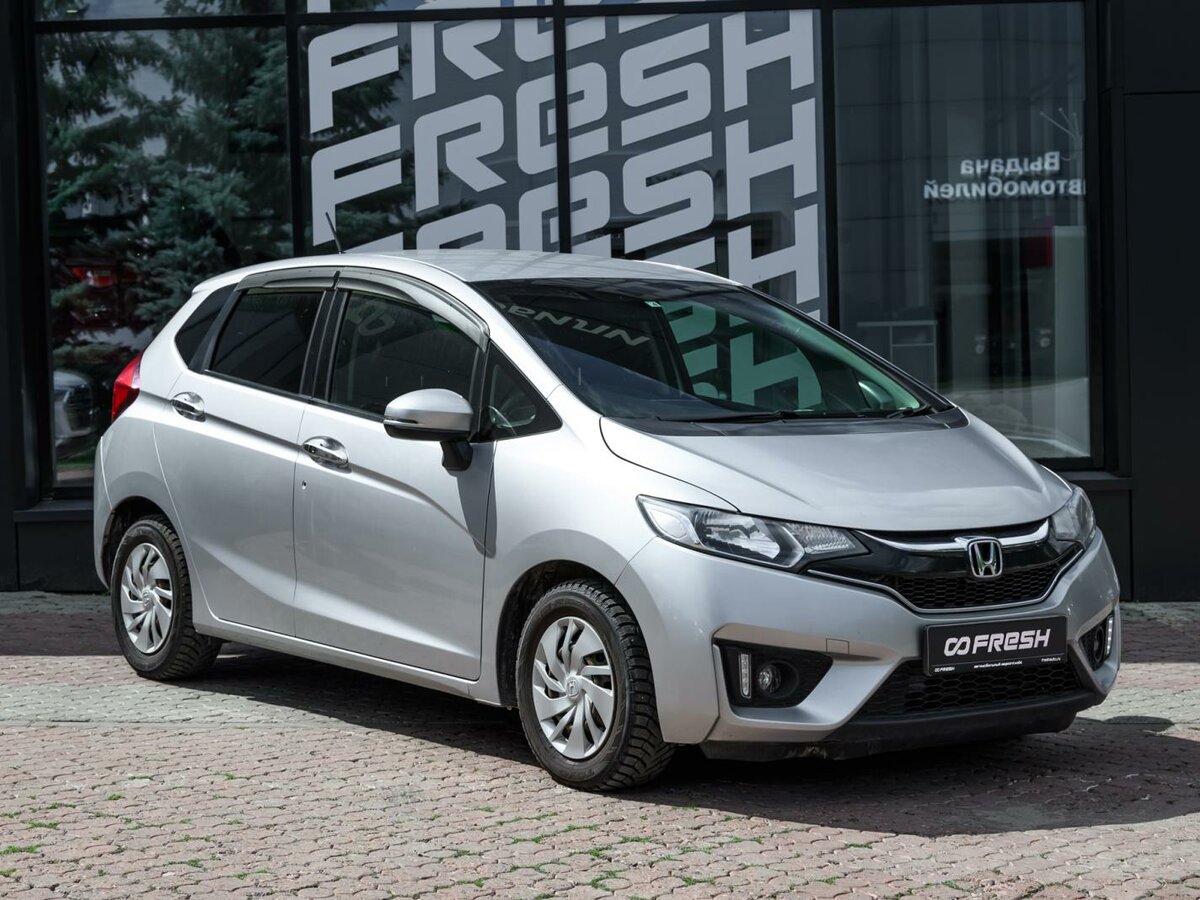 Открыть фотографии: Honda Fit III