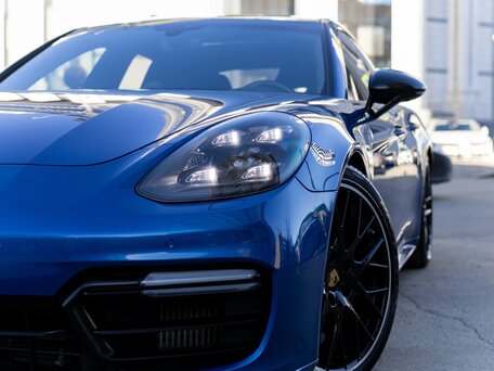 2017 Porsche Panamera Turbo II, синий, 7600000 рублей, вид 4