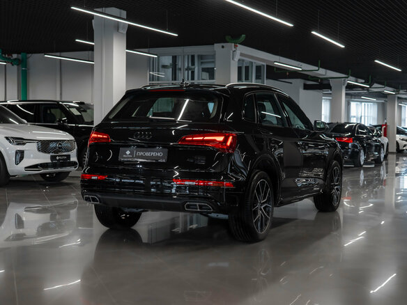 2025 Audi Q5 L 45 TFSI II (FY) Рестайлинг, чёрный - вид 4