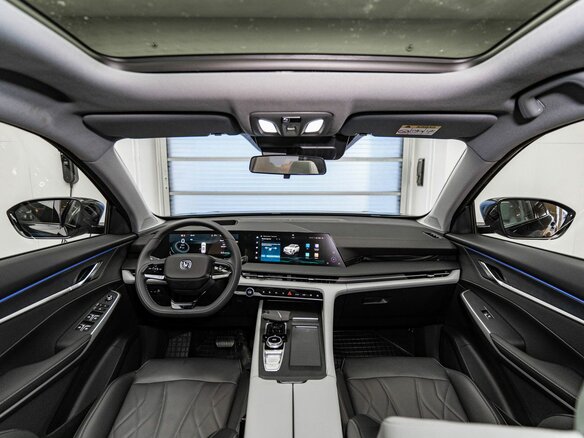 2024 Changan CS75 Plus III, чёрный - вид 1