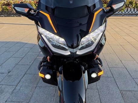 2023 Honda GL 1800 Gold Wing, фиолетовый, 3999000 рублей, вид 5