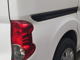 2018 Nissan NV200, белый, 1700000 рублей, вид 5