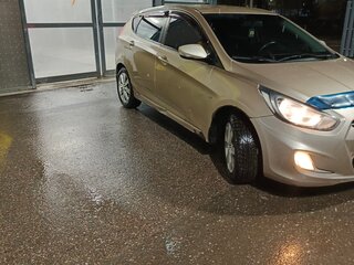 2011 Hyundai Solaris I, бежевый, 500000 рублей, вид 5
