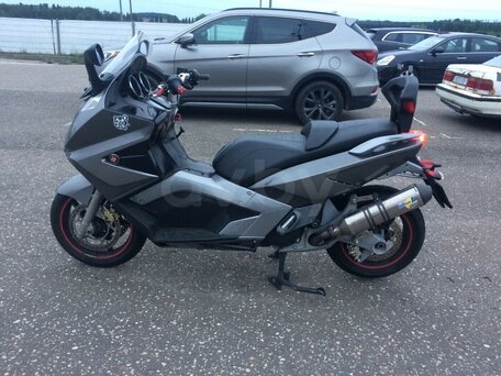 2010 Gilera GP800, серебристый, 553006 рублей, вид 2