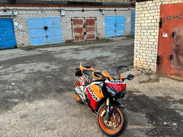 2013 Honda CBR 1000 RR/RA Fireblade, оранжевый, 950000 рублей - вид 12