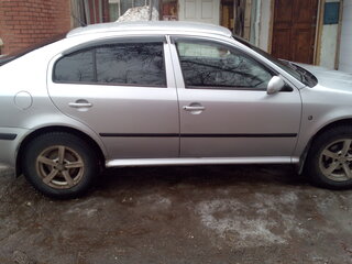 2008 Skoda Octavia I (A4) Рестайлинг, серебристый, 500000 рублей, вид 2