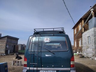 2000 SsangYong Istana I, зелёный, 255000 рублей, вид 3