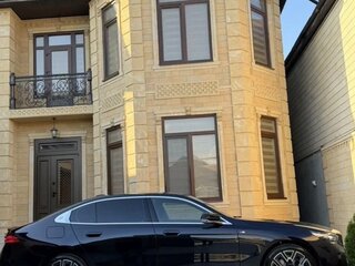 2025 BMW 5 серии Long 530Li VIII (G60/G61/G68), синий, 7700000 рублей, вид 4