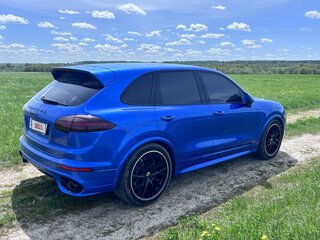 2016 Porsche Cayenne GTS II Рестайлинг (958), синий, 5000000 рублей, вид 4