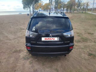 2012 Mitsubishi Outlander II Рестайлинг, чёрный, 1400000 рублей, вид 5