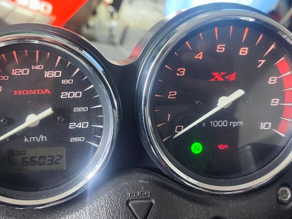 1998 Honda X4, чёрный, 450000 рублей - вид 4