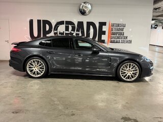 2020 Porsche Panamera 4 E-Hybrid II, серый, 9650000 рублей, вид 5