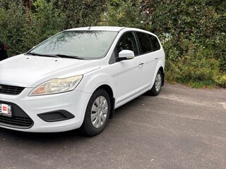 2010 Ford Focus II Рестайлинг, белый, 620000 рублей, вид 1