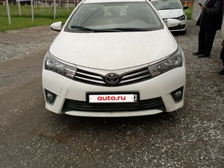 2013 Toyota Corolla XI (E160, E170, E180), белый, 1720000 рублей, вид 1