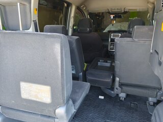 2009 Toyota Voxy II (R70), серый, 1300000 рублей, вид 4